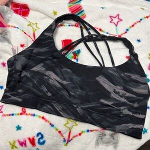 Victoria's Secret Black Marble-Print Strappy Sports Bra